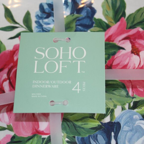 Soho Loft Blue Flower Rose Scalloped Set of 4 11" Melamine Dinner Plates NWT HTF - Picture 2 of 6